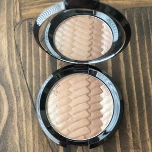 Becca Bronzer in Sunrise Waves